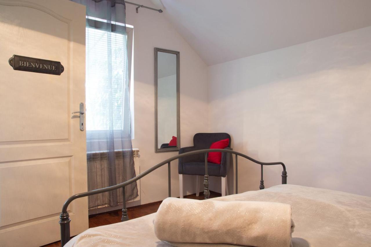 Apartamento Dolce Casa Belgrado Exterior foto